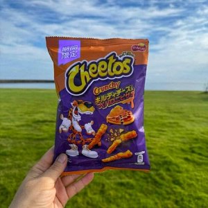 Cheetos Crunchy Pizza &amp; Cheese 65g - Японские Кранчи Читос пицца пепперони с сыром