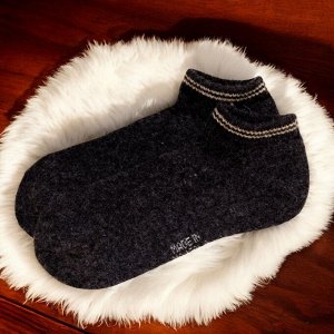 Носки шерстяные укороченные (под кроссовки), размер 37-39,  70% шерсть, с заниженной посадкой, цвет ГРАФИТ, Монголия