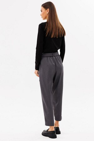 Костюм Костюм Kivviwear 4226422201 серый 
Состав: ПЭ-26%; Хлопок-72%; Эластан-2%;
Сезон: Осень-Зима
Рост: 170

Представляем костюм состоящий из блузы и брюк. Блуза свободного кроя, которая идеально с