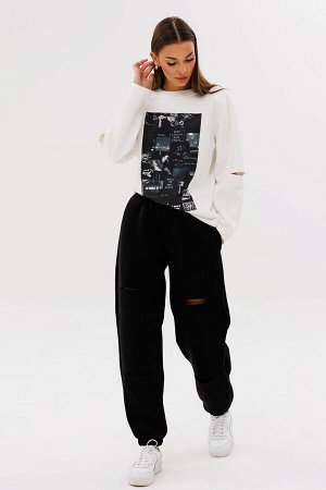 Костюм Костюм Kivviwear 4223422405 экрю 
Состав: ПЭ-26%; Хлопок-70%; Эластан-4%;
Сезон: Осень-Зима

Представляем вам уникальный спортивный костюм, который сочетает в себе стиль и комфорт. Брюки свобо