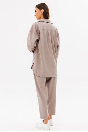 Костюм Костюм Kivviwear 4226422202 капучино 
Состав: ПЭ-26%; Хлопок-72%; Эластан-2%;
Сезон: Осень-Зима
Рост: 170

Представляем костюм состоящий из блузы и брюк. Блуза свободного кроя, которая идеальн