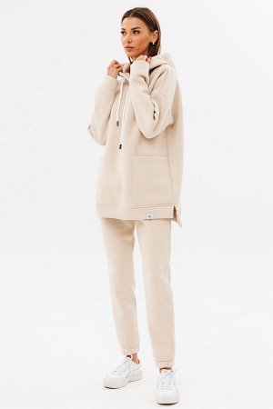 Костюм Костюм Kivviwear 4057405625 кремовый 
Состав: ПЭ-26%; Хлопок-70%; Эластан-4%;
Сезон: Осень-Зима
Рост: 170

Костюм ОВЕРСАЙСЗ, утепленный на флисе. Худи Oversize модели 4057 с капюшоном на подкл