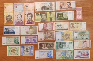 Набор банкнот Мира 30 штук без повторов UNC