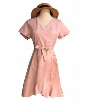 Платье Платье, оформленное короткими рукавами, полиэстер. Размер (обхват груди, обхват талии, длина изделия, см): S (86,77/88), M (90,77/89)