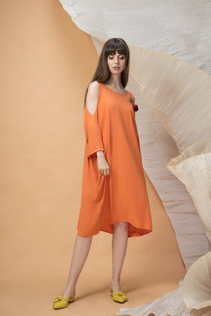 Платье Платье Lokka 463 оранжевое пламя 
Состав ткани: Вискоза-100%; 
Рост: 164 см.

Не сдаёт своих позиций в этом сезоне и полюбившийся многим стиль &laquo;оверсайз&raquo; в одежде. Он по прежнему н