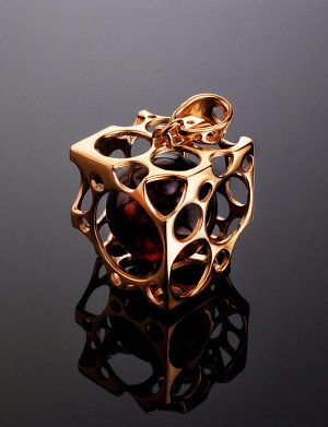 Эффектный кулон в необычном дизайне с натуральным вишнёвым янтарём «Женева», 810210316