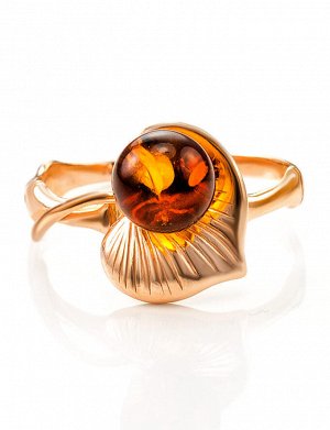 Изящное золотое кольцо «Калина» с цельным коньячным янтарём, 806207100
