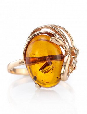 Кольцо из цельного янтаря в золоте, украшенное цирконами «Мелисса», 806201085