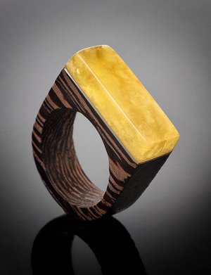 Необычное кольцо из древесины венге и натурального янтаря «Индонезия», 808203226