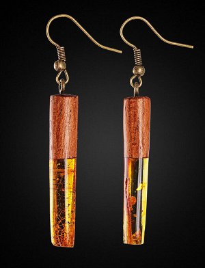 Стильные серьги-цилиндры из натурального балтийского янтаря и дерева «Индонезия», 708307222