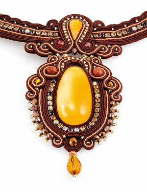 Плетёное колье «Индия», украшенное кристаллами и цельным медовым янтарём, 906101252