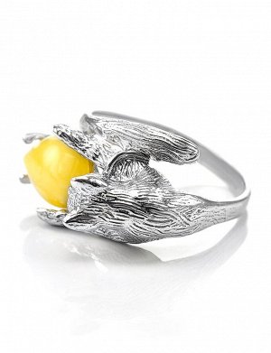 Серебряное кольцо с натуральным медовым янтарём «Кошки-мышки»