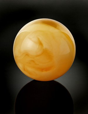 Небольшой шар из цельного натурального янтаря медового цвета, 806604036