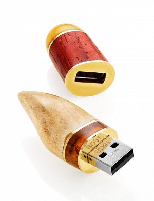 Уникальный usb-накопитель из древесины падука и рога оленя, украшенный натуральным янтарём