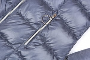 Пальто Красивый пуховик с мехом – отличный вариант на зимний период. Он комфортный, легкий, не продуваемый, сочетается с любой одеждой и обувью. Одним словом – такой вид одежды никогда не выходит из м