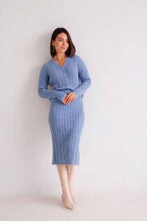 Костюм вязаный с юбкой голубой