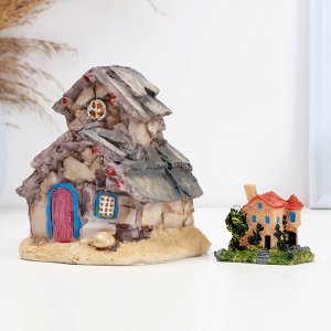 Набор фигурок полистоун TAKE IT EASY «Сказочные домики», 2 шт., 10x10 см; 4x4 см