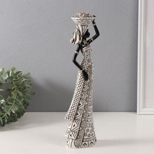 Фигурка полистоун «Африканка с тарелкой на голове», белый с чёрным, 10.5x6.5x33 см