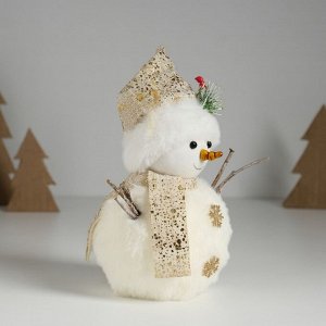 Фигурка текстиль «Снеговик меховой с веточкой на шапке», 9.5x9.5x16 см