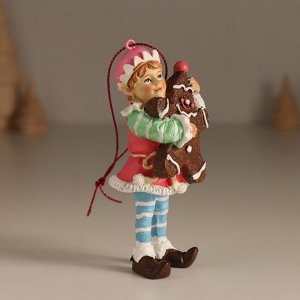 Фигурка-подвеска «Новогодний эльф с имбирной печенкой», ёлочная игрушка, 6x4x10.5 см