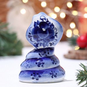 Фигурка фарфор гжель «Змея Афина»