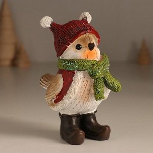 Фигурка полистоун «Птичка в жилетке, вязаной шапке с помпонами», 6x10.5x12 см
