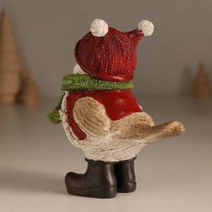 Фигурка полистоун «Птичка в жилетке, вязаной шапке с помпонами», 6x10.5x12 см