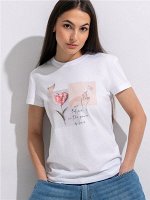Футболка для женщин