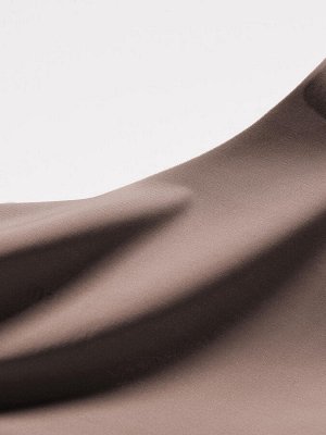 UNIQLO - бесшовный бюстгальтер AIRism с V-образным вырезом - 09 BLACK