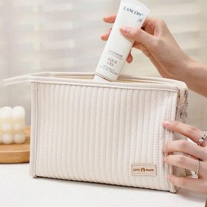 Kristaller Косметичка женская Love peace rectangular стёганая, белый