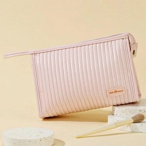 Kristaller Косметичка женская Love peace rectangular стёганая, пастельно-розовый