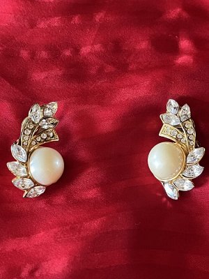 Шикарные жемчужные клипсы Американский винтаж