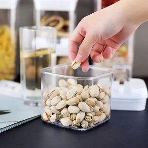 Банка для сыпучих пластиковая TANK 0.5л вакуумная крышка