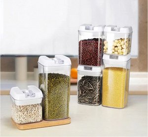 Банка для сыпучих пластиковая TANK 0.5л вакуумная крышка