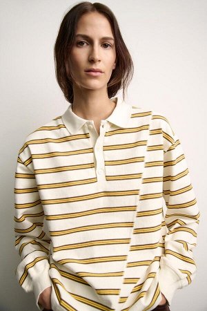 Топ Цвет как на первом фото ПОЛОСКАЯ ФУТБОЛКА С ВОРОТНИКОМ ПОЛО (GESTREIFTES T-SHIRT MIT POLOKRAGEN) СТАНДАРТНЫЙ ФОРТ - ВОРОТНИК ПОЛО - СТАНДАРТНАЯ ДЛИНА - ДЛИННЫЕ РУКАВА Футболка из 100 % хлопкового 