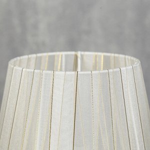 Лампа настольная "Муза" 1x40Вт E14 белый 20х20х30,5 см.