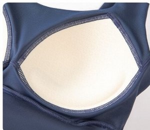 Спортивный топ эластичный с чашкой(не съемная), фиксирующий, белый