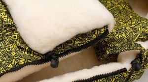 Конверт зимний прогулочный меховой с капюшоном на молнии в коляску цвет Зеленый с буквами