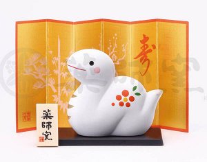 MATSUMOTO - фигурка белой змейки с ширмой