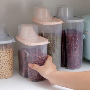 Контейнер банка для сыпучих продуктов с мерным стаканчиком, 1,9 л., 1 шт., 21 х 17 см., цвет в ассортименте