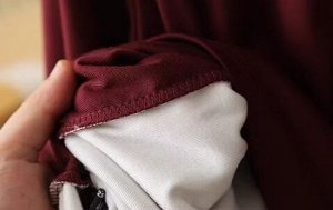 Пуловер с комбинированной горловиной на молнии, драпировка по бокам, бордо