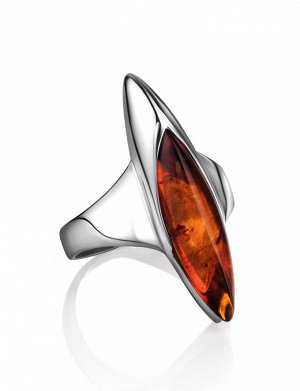 Изящное серебряное кольцо с вставкой натурального янтаря насыщенного коньячного цвета «Гауди»