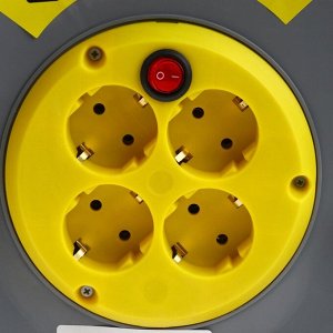 Удлинитель на катушке Luazon Lighting ECO, 4 розетки, 15 м, 10 А, ПВС 3х0.75 мм2, с з/к,IP20