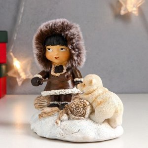 Фигурка светящаяся «Малыш и белый медвежонок - посиделки у костра», 12.5x8x13.5 см