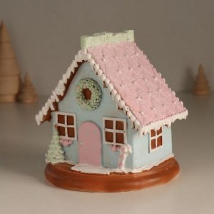 Фигурка светящаяся «Пряничный домик с ёлочкой», зефирный, 12.5x12.5x12.5 см