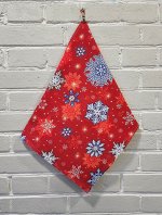Полотенце кухонное вафельное с петелькой 37*75 &quot;Снежинки&quot; красная