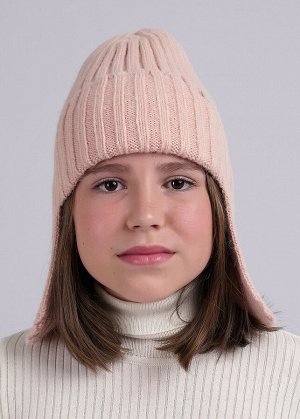 Шапка. Цвет: персиковый