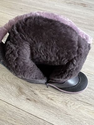 Продам зимние сапожки для девочки р. 27