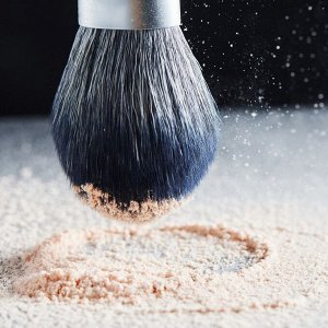 MAGIE ACADEMIE Пудра рассыпчатая с витамином Е Delicate veil setting powder 8 гр