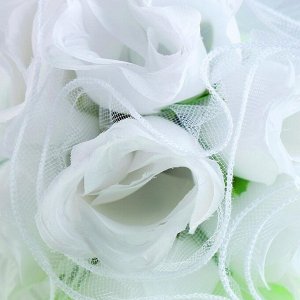 Букет-дублер для невесты "Каприз", бело- салатовый, 25х20 см
